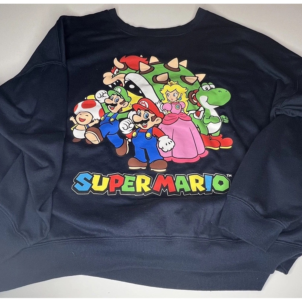 Super Mario Nintendo Women's Sweatshirt Size XL, Luigi, Princess, Peach
